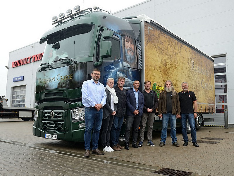 Renault Trucks T 480 s originálním airbrushem Robinson Crusoe